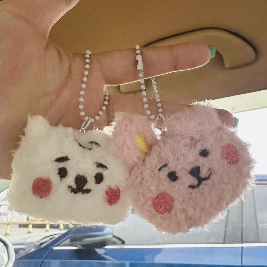 سلسلة مفاتيح دمية قطيفة لطيفة  - مراجعة Anime Merchandise For Girls وسعره