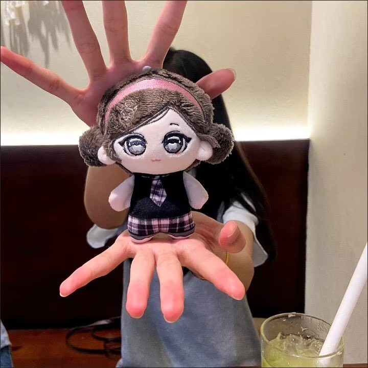 دمية قطنية أصلية جديدة لعام 20 - مراجعة Anime Merchandise For Girls وسعره