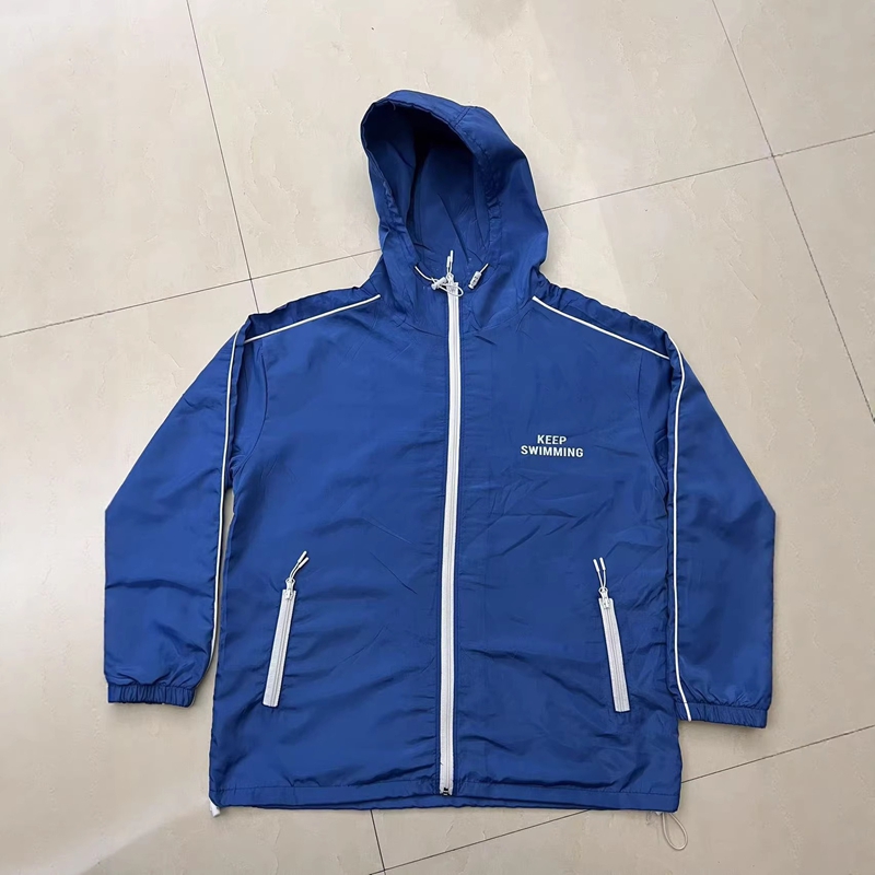 جاكيت واقٍ من الرياح بسحاب وقب - مراجعة Windbreaker Anime Merchandise وسعره