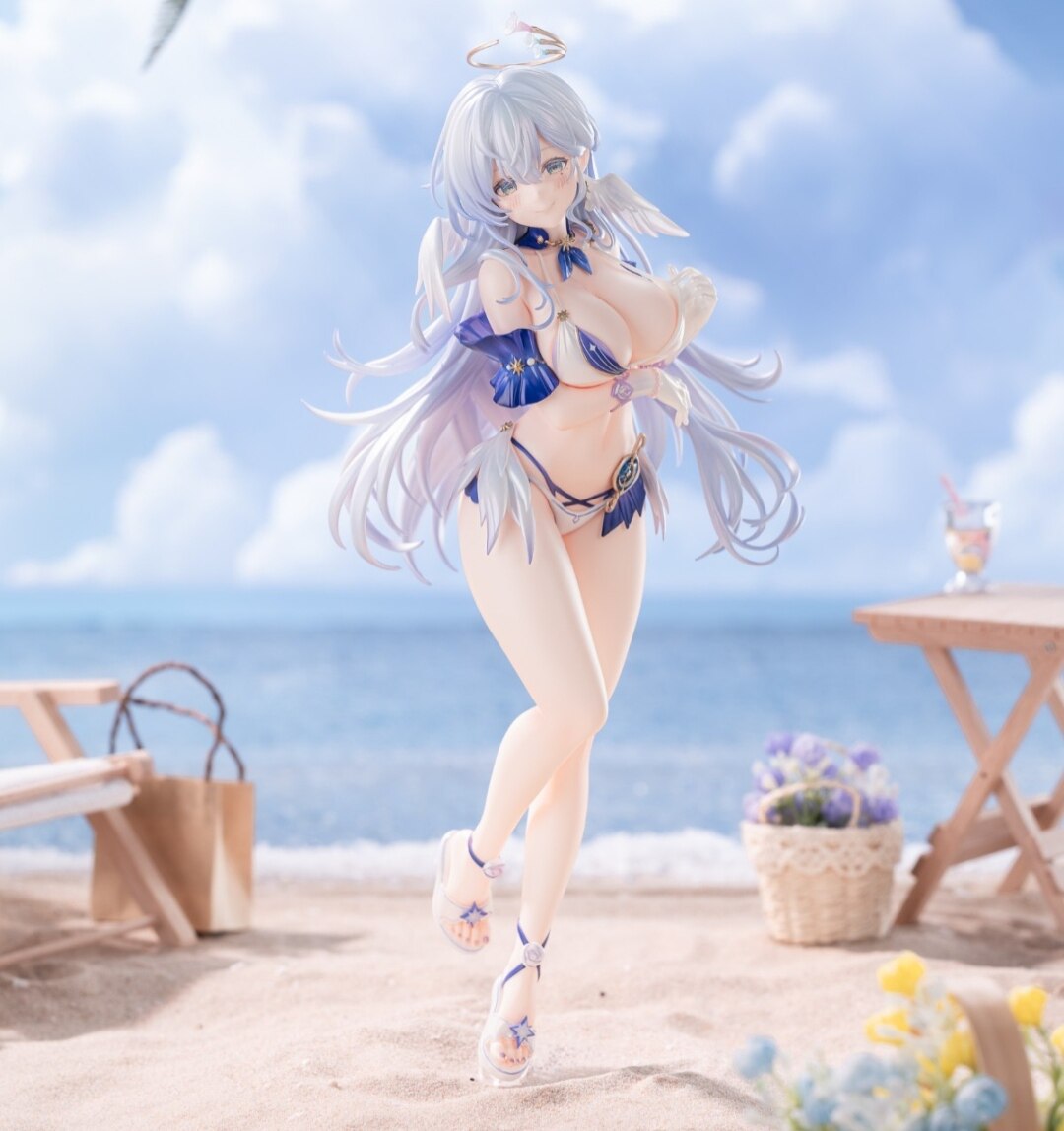 تمثال روبن بملابس السباحة من ه - مراجعة Anime Merchandise For Girls وسعره
